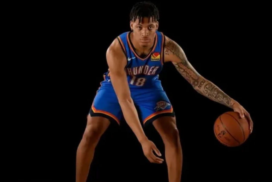 乐鱼官网-山东官宣新小外！约翰逊攻坚强悍能内能外，防守全面，值得期待！